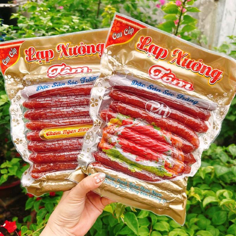 1kg LẠP XƯỞNG TÔM CAO CẤP: Lạp Xưởng KHÔ 60% Tôm+ nạc Heo và mỡ Heo. Nạc nhiều ít mỡ 80% nạc .{Vị MẶN-NGỌT} "Đặc Sản Sóc Trăng" 1kg=2túi. KO Phẩm Màu