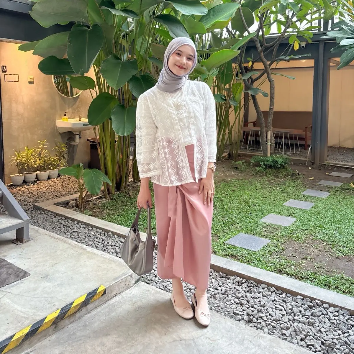 Melisa lace / atasan kebaya brukat | ATASAN BRUKAT KONDANGAN
