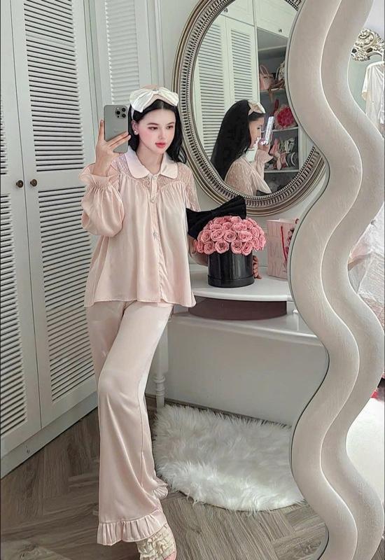 Product Introduction of Bộ đồ ngủ nữ cổ bèo phối ren chất lụa latin mềm mịn freesize 40-60kg 13