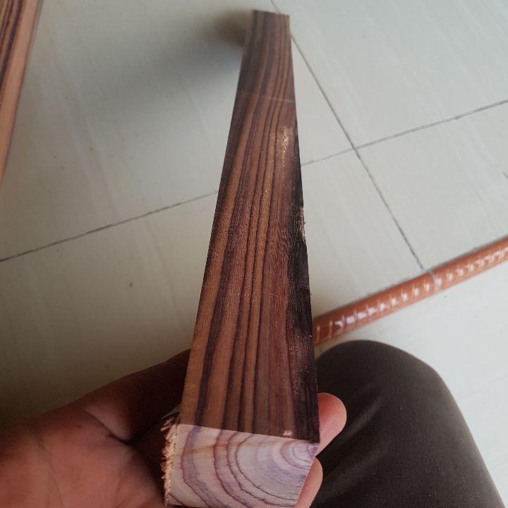 Product Introduction of kayu sonokeling full galih ukuram 4x4x50 bisaa customsize 13