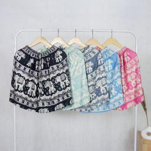 Celana Pendek Wanita Super Jumbo Motif Gajah Mihu Mihu Selutut Hotpants Bigsize Rayon Kulot Shorts Santai Muat Sampai BB 100Kg Celana Pendek Wanita Super Jumbo Motif Gajah Mihu Mihu Selutut Hotpants Bigsize Rayon Kulot Shorts Santai Muat Sampai BB 100Kg