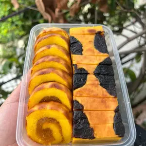 Paket Duo Rupa ( Lapis legit premium prunes + dan lapis gulung nanas  ) non tepung