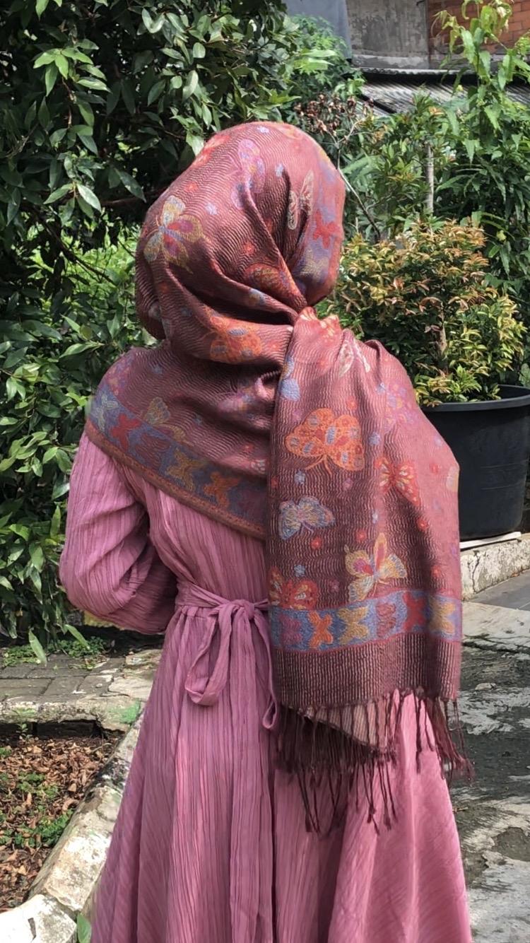 Product Introduction of Hijab Pashmina Cashmere motif Butterfly 3