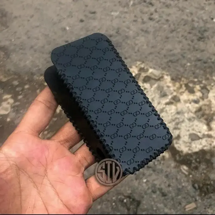 Sleeve Case V3 Kulit Hitam Custom Engrave