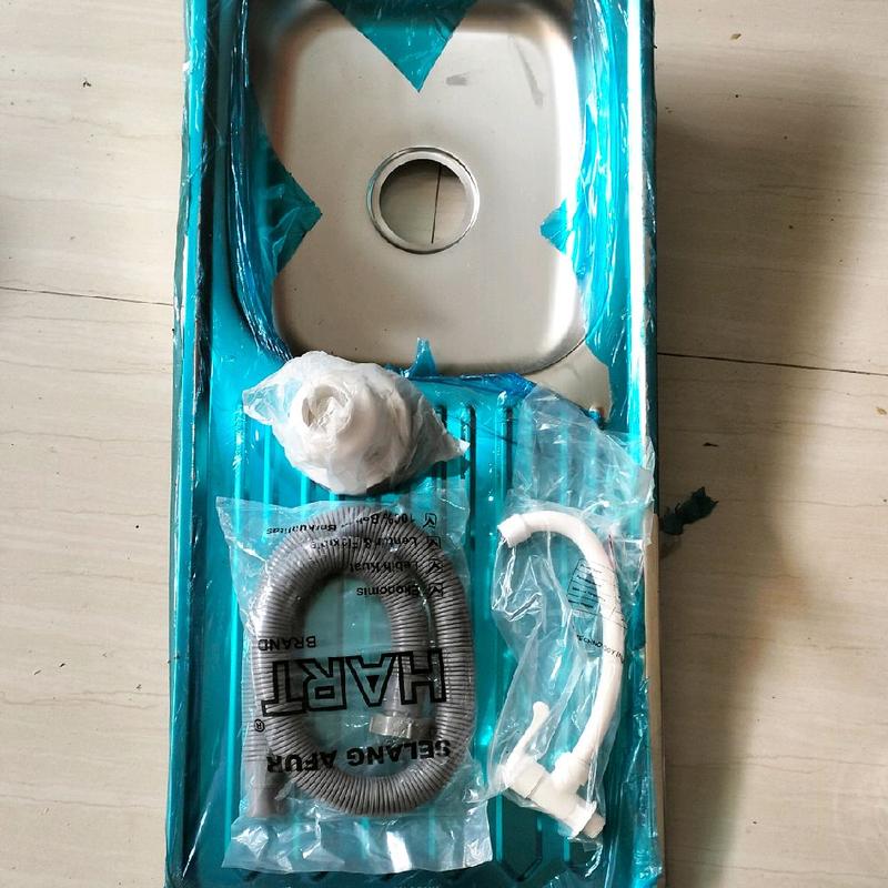 paket bak cuci piring,plus +apur,keran angsa,selang buangan. 2