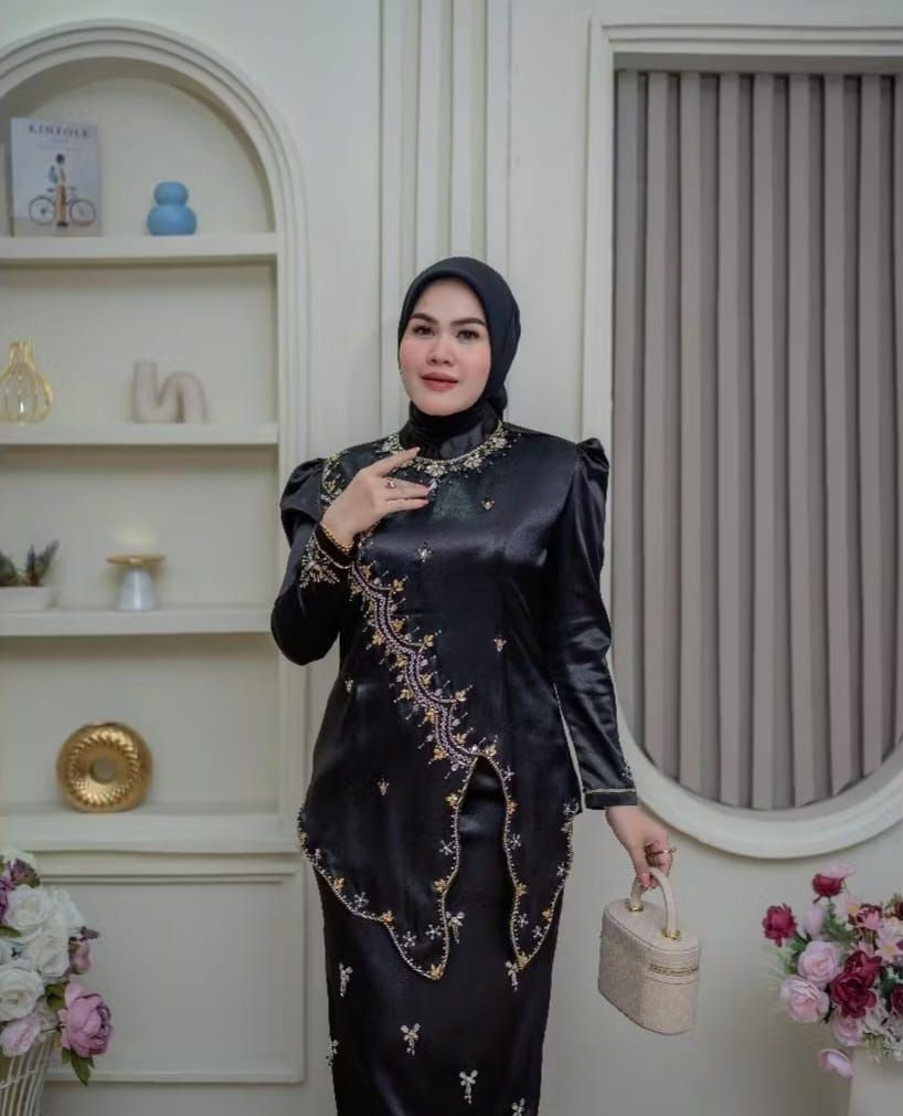 SET SERIES LEONI//SETELAN KEBAYA/PATET TERBARU/SETELAN KEBAYA MALAYSIA/KEBAYA WISUDA//KONDANGAN TERBARU Dress Payet Baju Pesta Panjang Remaja