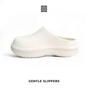 GENTLESLIPPERS Sandal Baim Medis Laboratorium Umroh Clog Shoes Pria dan Wanita Hak Tebal Bahan EVA Anti Slip Nyaman Size 36-41