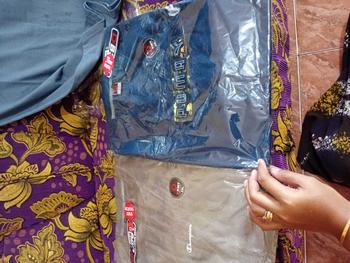 Product Review of Paket 4PCS 100RIBU Kaos Distro BAHAN SEMI KATUN MOTIF SIMPEL Ready SIZE M-L-XL-XXL-XXXL MIX BRAND from A**h H**d 0