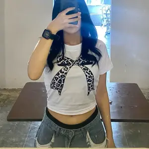 Crop Tee Leopard Coquette y2k / Longsleeve / Crop Tee / Crop Top / Kaos Wanita Combed Panjang Polos Baju Atasan  Katun Tshirt Cewek Pendek Dewasa Nyaman Tebal Lembut