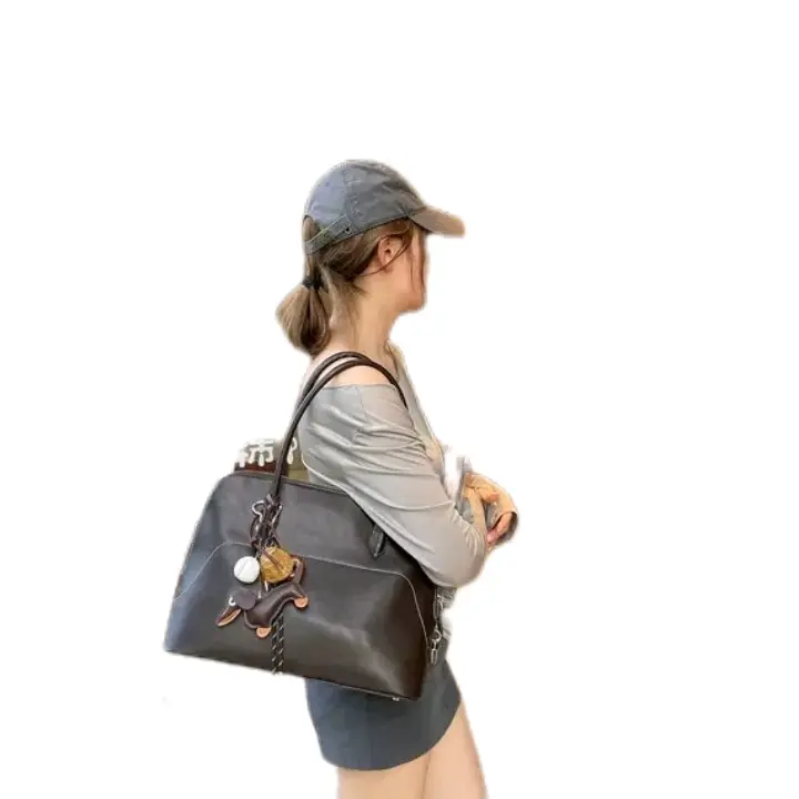 Korea Genuine Cow Leather Handbag with Big Capacity - Fashionable