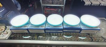 Product Review of Lampu Emergency Gantung / Magnet UFO 300w 400w (SUPER Terang) Cas Hp Usb from R**y 1