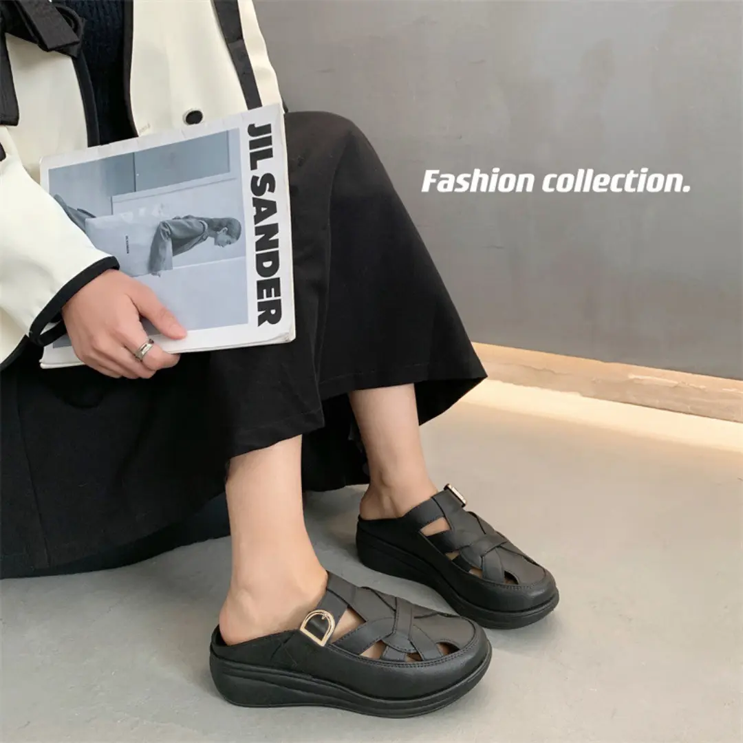 Sandal Wanita Sendal Selop Wanita Tebal Fashion Model kekinian Antislip Empuk dan Ringan Karet Shoes