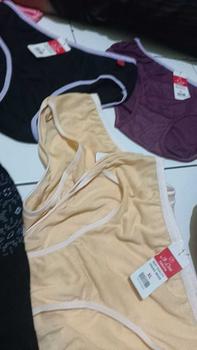 Product Review of PAKET (ISI 12) CD KAREN/ALISSA, CD WANITA KATUN from i**a 0