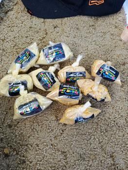Product Review of umpan galapung/kilo gebrusan .salmon. dan kelapa Mancing from n**4 0