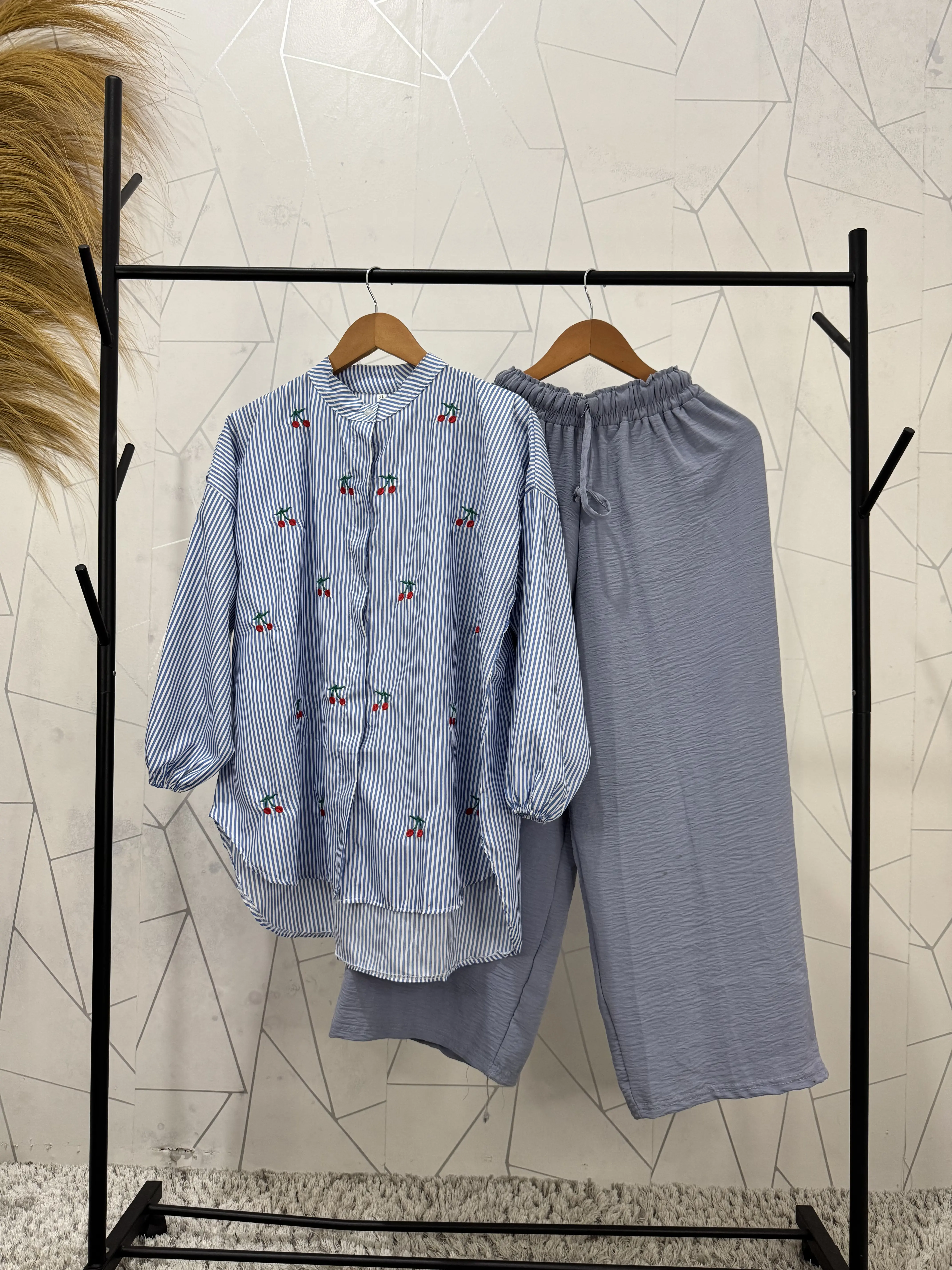 HF - Oneset Keirra Salur Bordir Cherry Katun Set Wanita | Oneset Wanita Terbaru HF - Oneset Keirra Salur Bordir Cherry Katun Set Wanita | Oneset Wanita Terbaru