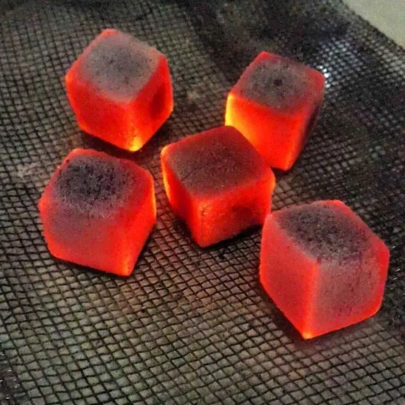 BRIKET ARANG TEMPURUNG KELAPA BENTUK DAUN Bisa cod 3