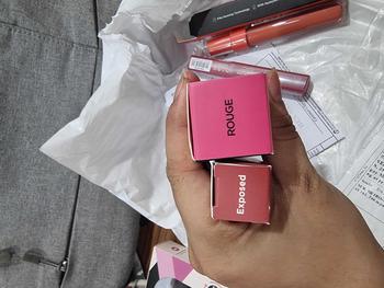 Product Review of EB Matte Colorlock Lippie from S**8 1