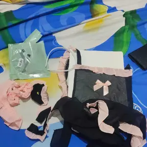 Piyama Seksi Gaun Pembantu Pakaian SM  Cosplay Role-Play dengan Tali Cocok untuk Pasangan Suami Istri dan Hari Anniversary Cosplay (Buka-Tutup Mudah)