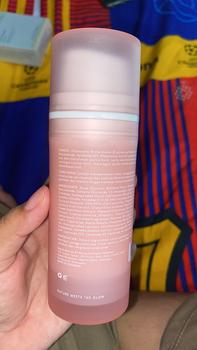 Product Review of Glowsophy Watermelon Brightening Moisturizer Skin Barrier Niacinamide Gel Day and Night Skincare 100 ml from a**a 2