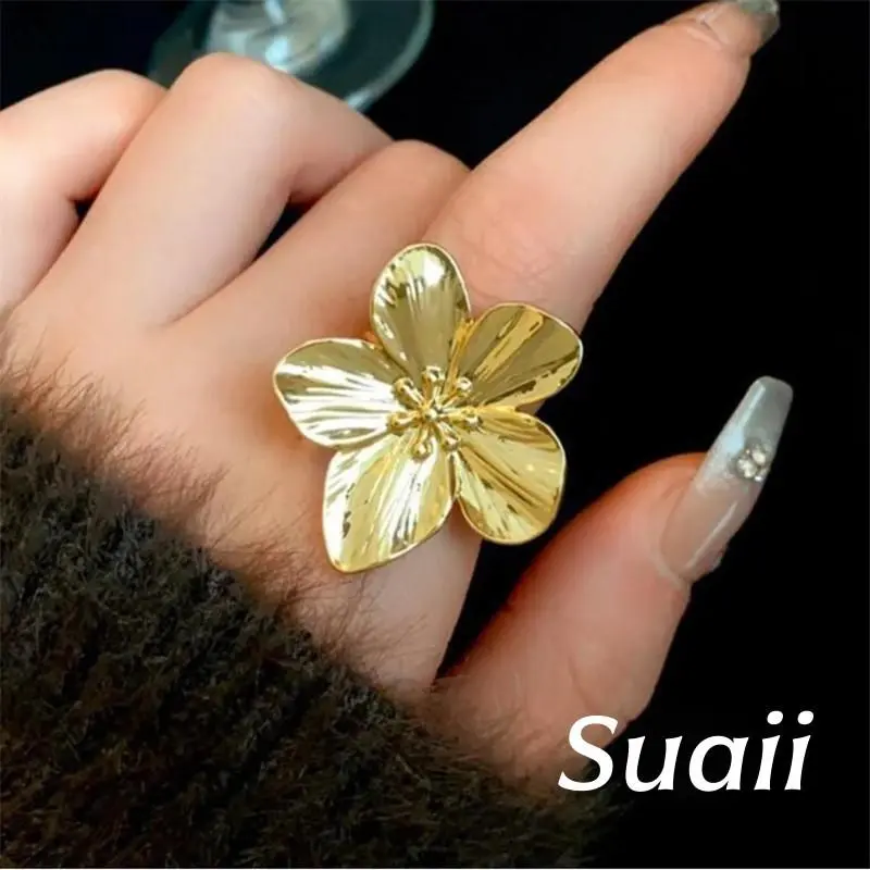 [Suaii] Cincin Logam Indah dengan Batu Permata Berbentuk Bunga Gaya Retro dan Lebay A661
