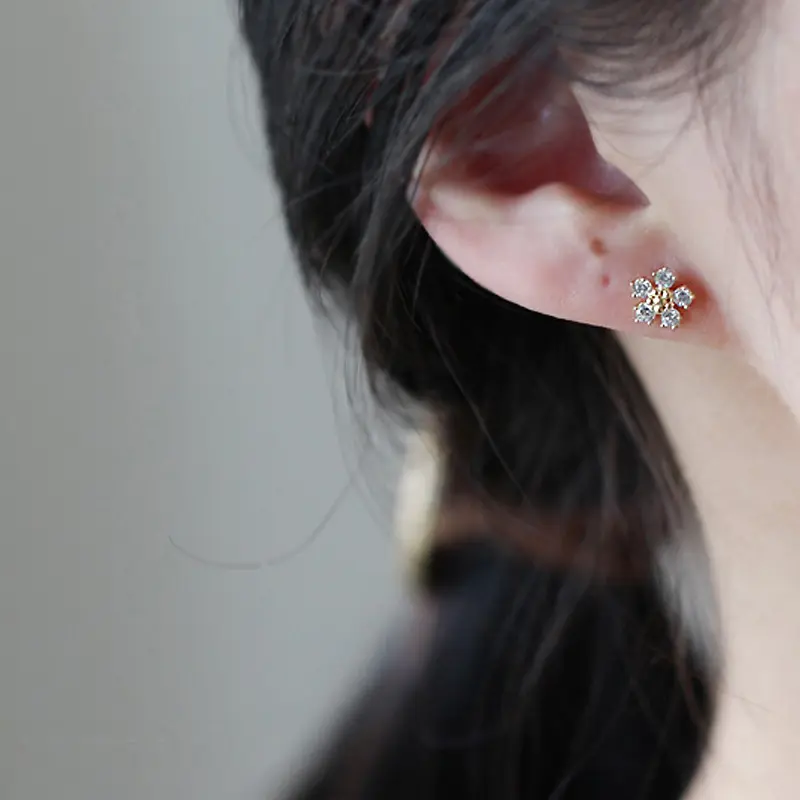 Anting Zirkon Set Mikro Sederhana Baris Kecil Berlian Geometris Anting Gandum Kecil yang Lucu anting  mini 4