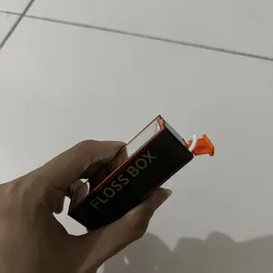 Dental Floss Benang Gigi-Tempat Dental Gloss-Ada Kaca Cermin