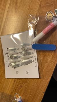 Product Review of (T-38)nail book thiết kế giá rẻ by chichi nail hút mắt mèo đính cham xinh lung linh from B**🍌 0