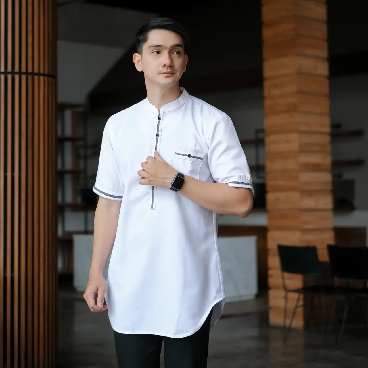 baju muslim pria lengan pendek putih 3/4 bahan toyobo model lebaran 2025