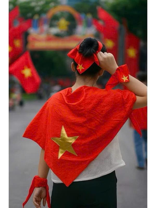 ( Tặng dây cột tóc scrunchies ) Khăn Quàng Đỏ Sao Vàng,Khăn Cờ Tổ Quốc Việt Nam,Khăn Hình Tam Giác Sao Vàng Da Simili bóng, Chất Vải Đũi Tơ Mềm LOẠI 1