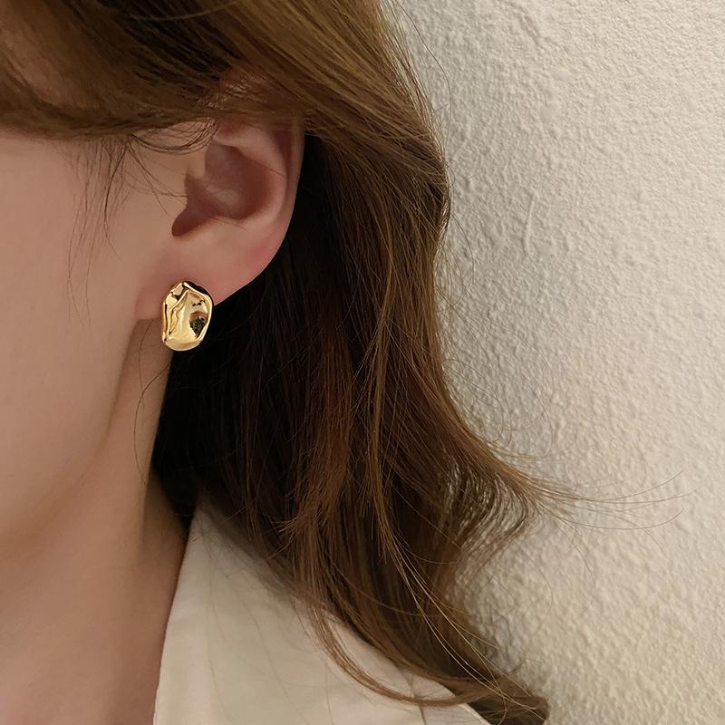 New Irregular, Exquisite, Fashionable Handmade Hammer Face Earnail Design Versatile Women's Earrings Classic Accessories 1