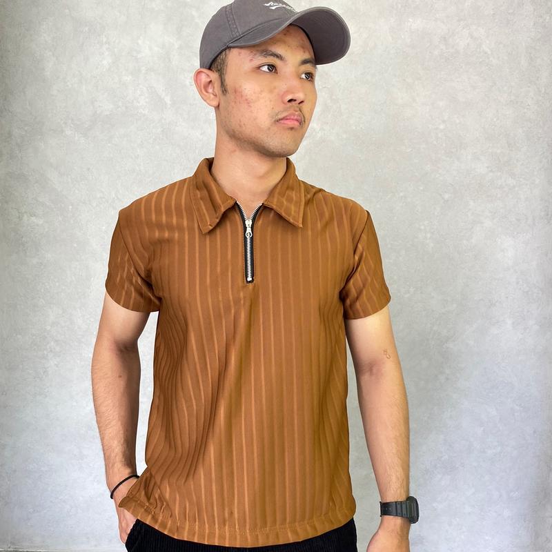 Kaos polo shirt zipper pria Korean Knit baju Polo Shirt Pria Salur Besar resleting Dengan Cutting Slim Fit Kerah Pendek polos half zipper 0