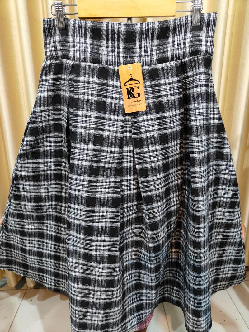 Product Introduction of ROK MIDI FLANEL WANITA/ ROK 7/8 KOTAK KOTAK 5