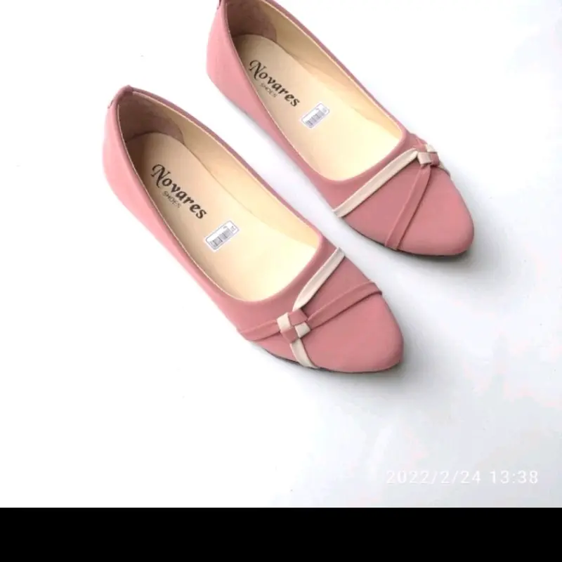 sepatu flatshoes wanita variasi tali ketupat rn52 Kerja Hitam 1