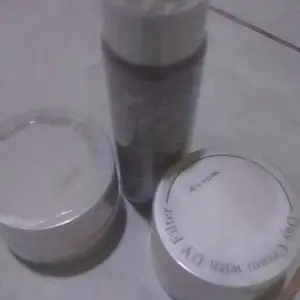 SUPREME GLOW ZELUXE 3in1 BRIGHTENING & EKSFOLIATING