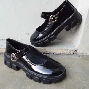 Sepatu Oxford Wanita Ghea Hitam 5cm Hak Datar Terbaru Ootd Kekinian Fashion Korea Flat Shoes Docmart Kasual Black Glosy Gesper Korean style Musim Panas 1989 Bisa Cod