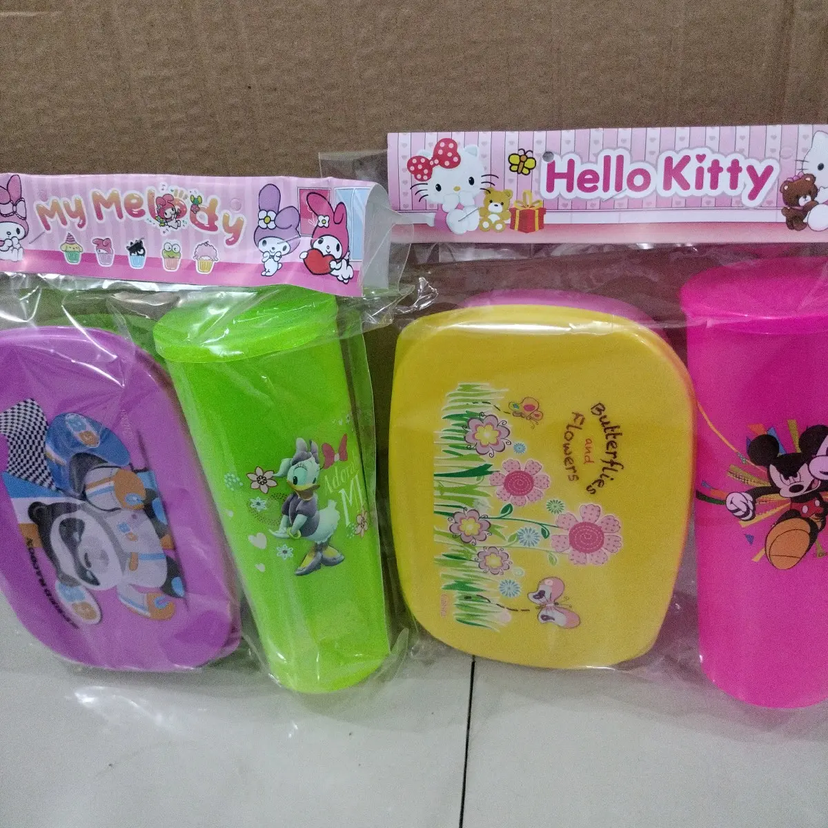 Souvenir ultah tempat makan berkarakter