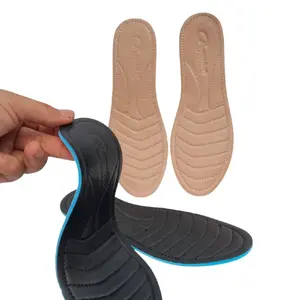 QUEENNIRA INS03 Alas Sepatu 4D Pria dan Wanita Perpasang Busa Latek Insol Sepatu Sneakers dengan Desain Khusus Shoe Hitam