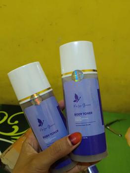 Product Review of PAKET 2 TONER BADAN MARLENA DNA SALMON BODY TONER MARLENA BPOM from N**l A** K**g 1