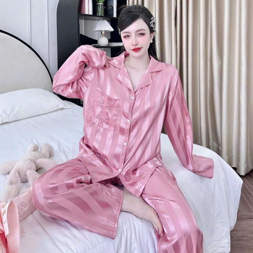 Màu Hồng