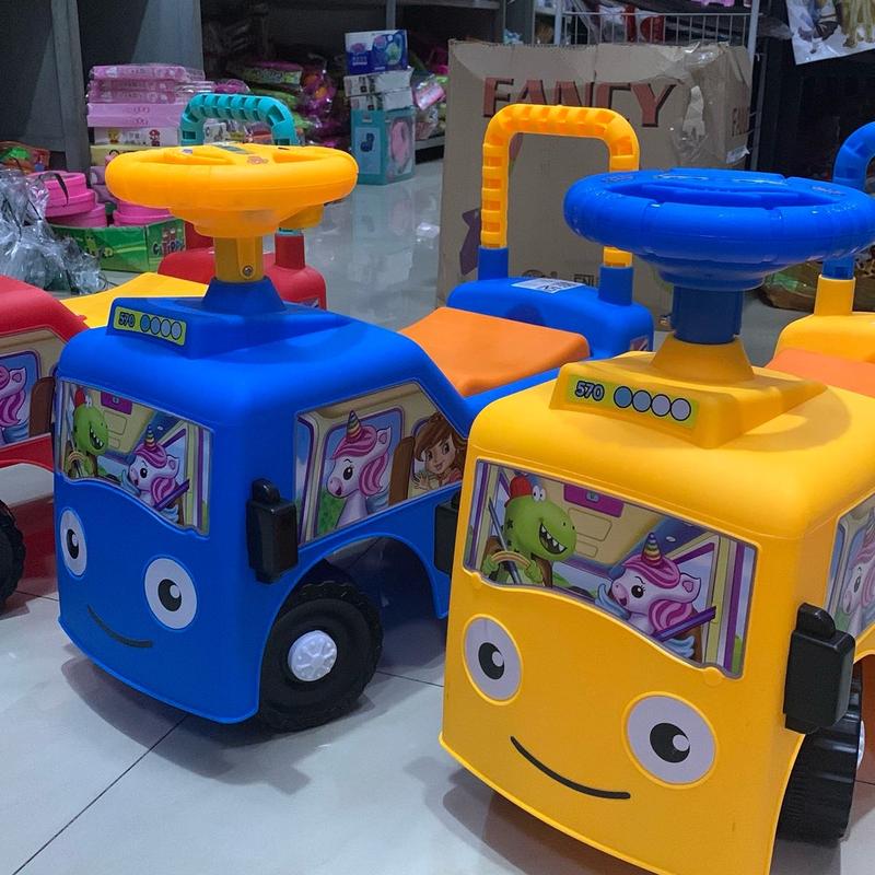 BUS TAYO ADA MUSIC SHP 570 5