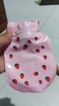 Product Review of Kantong Air Alat Kompres Motif Random / Kantong Kompres Isi Air Tahan Panas Dan Dingin / Compress Bag Pereda PMS SH J49 from b**e 0