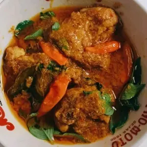 Ayam Rica-Rica Makanan Siap Saji Dengan Rasa Pedas Dan Manis Cocok Untuk Camilan