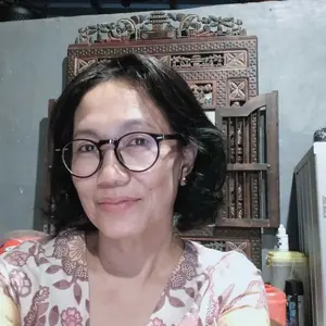 J2 - Cenlana Wig Hair Top Rambut Palsu Wanita Di Bagian Atas Kepala, Dilengkapi Desain Poni Alami Tanpa Garis Batas Di Bagian Depan