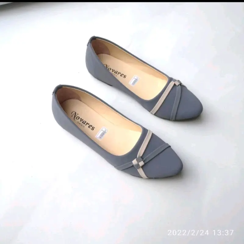 sepatu flatshoes wanita variasi tali ketupat rn52 Kerja Hitam 4