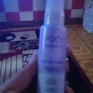 Pixy Buy 1 Get 1 Free Setting spray Wajah