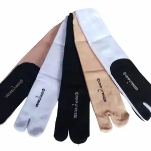 PAKET 3 PASANG KAOS KAKI JEMPOL POLOS PANJANG DEWASA WANITA/MUSLIMAH BAHAN NYLON SPANDEX HALUS Hitam Motif