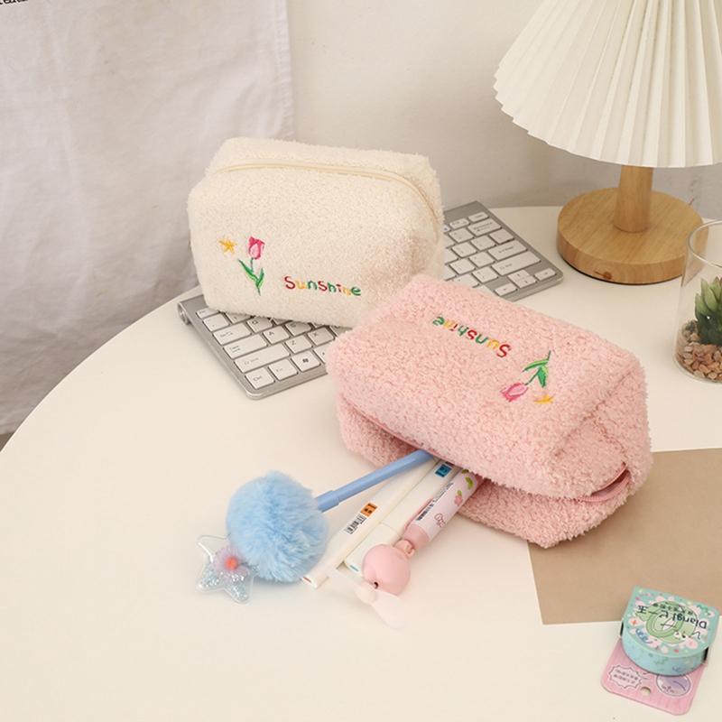 Túi Đựng Mỹ Phẩm, Phong Cách Ins, Thiết Kế Hoa Tulip Nhồi Bông Túi Trang Điểm, Màu Pastel Hộp Bút Chì, Thích Hợp Cho Bé Gái, Cỡ Lớn, Lý Tưởng Cho Du Lịch, Hộp Đựng Đồ Trang Điểm, Túi Đựng Mỹ Phẩm Rửa, Trang Trí Nhà Cửa 3