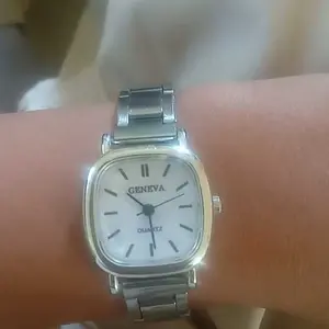 Jam Tangan Wanita Analog Quartz Casual Fashion Strap Rantai Stainless Steel Couple Pria GN005