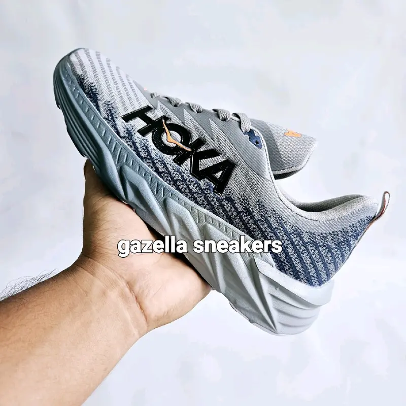 Sepatu running pria hoka mach / Sepatu lari pria Olahraga outdoor fitnes jogging gym senam aerobik goes 2