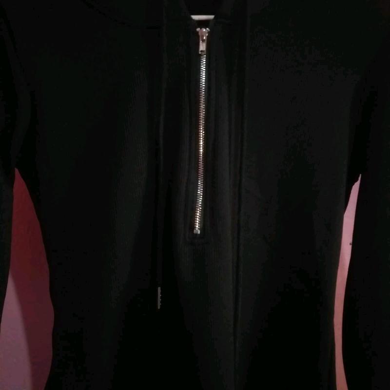 Jaket halzip hitam kupluk wanita korean style 1